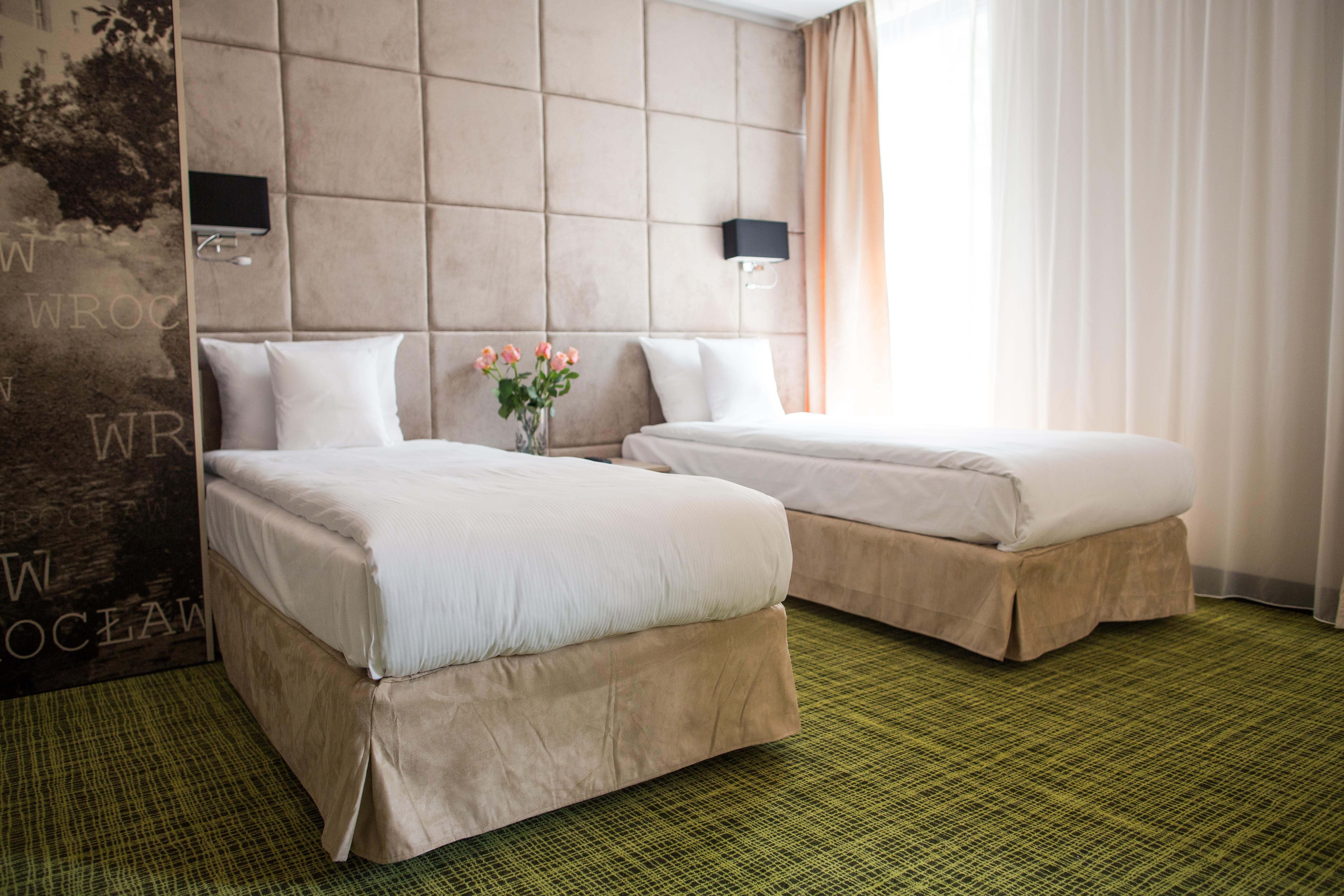 Citi Hotel'S Wroclaw Bagian luar foto