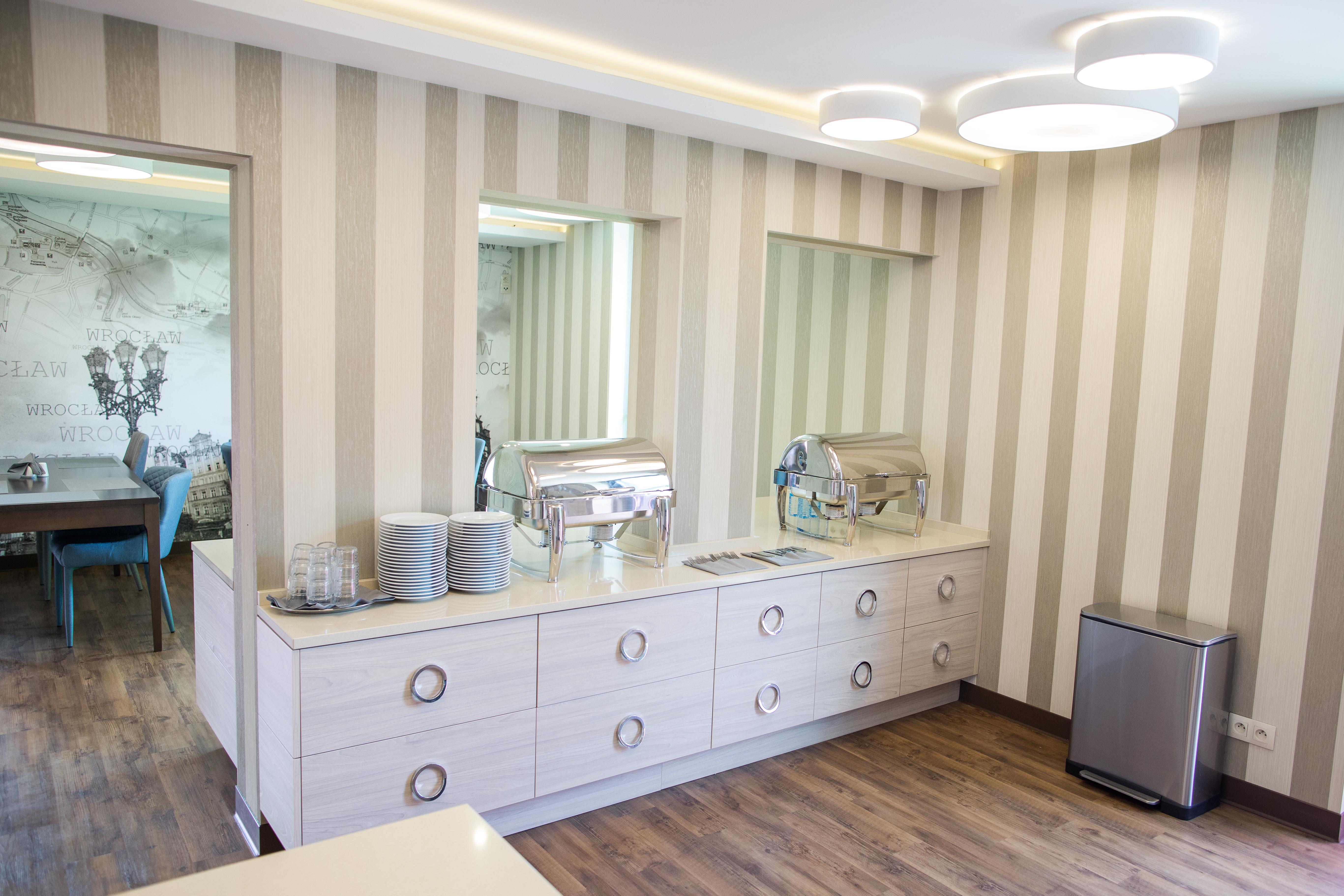 Citi Hotel'S Wroclaw Bagian luar foto