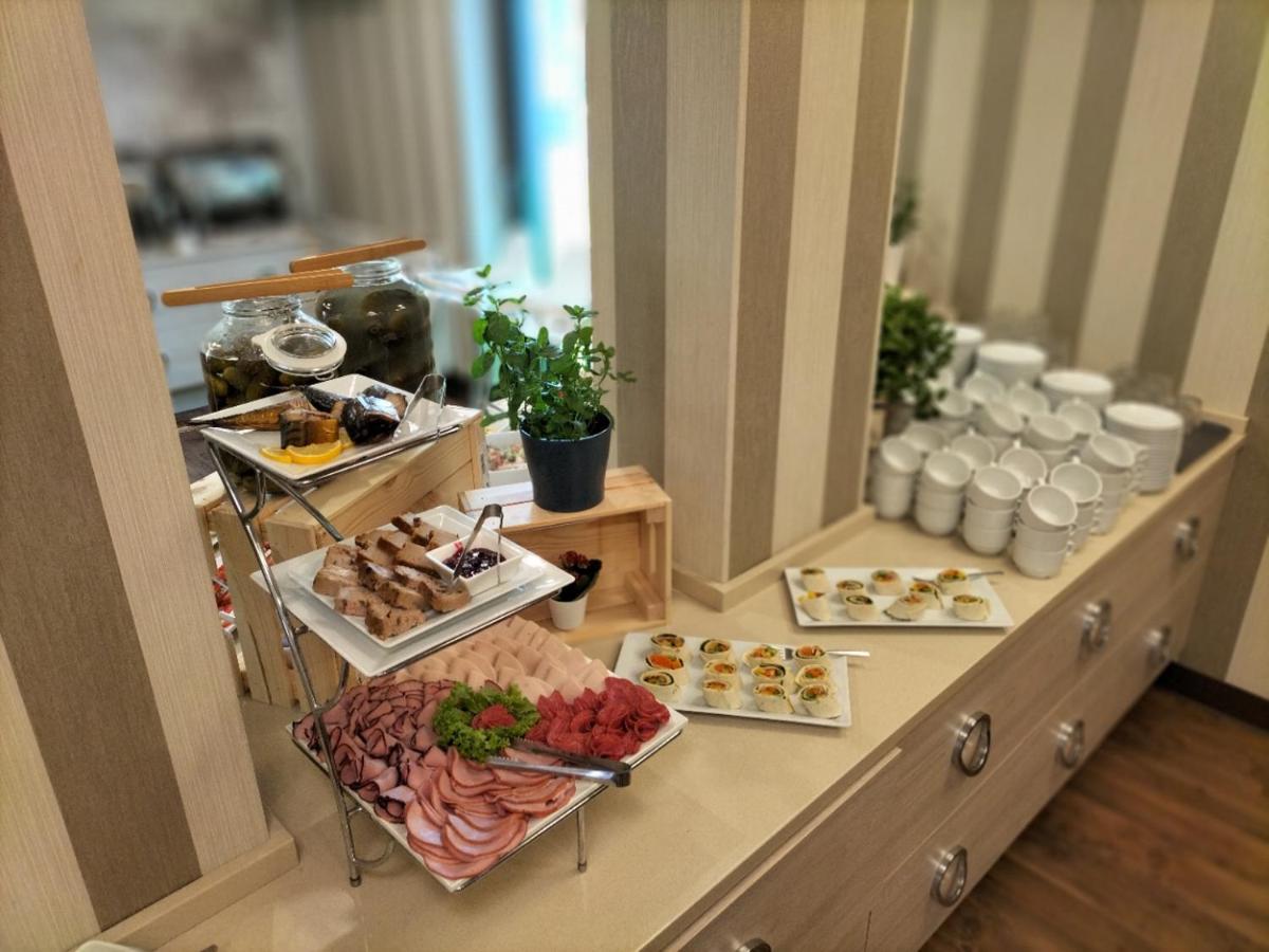 Citi Hotel'S Wroclaw Bagian luar foto