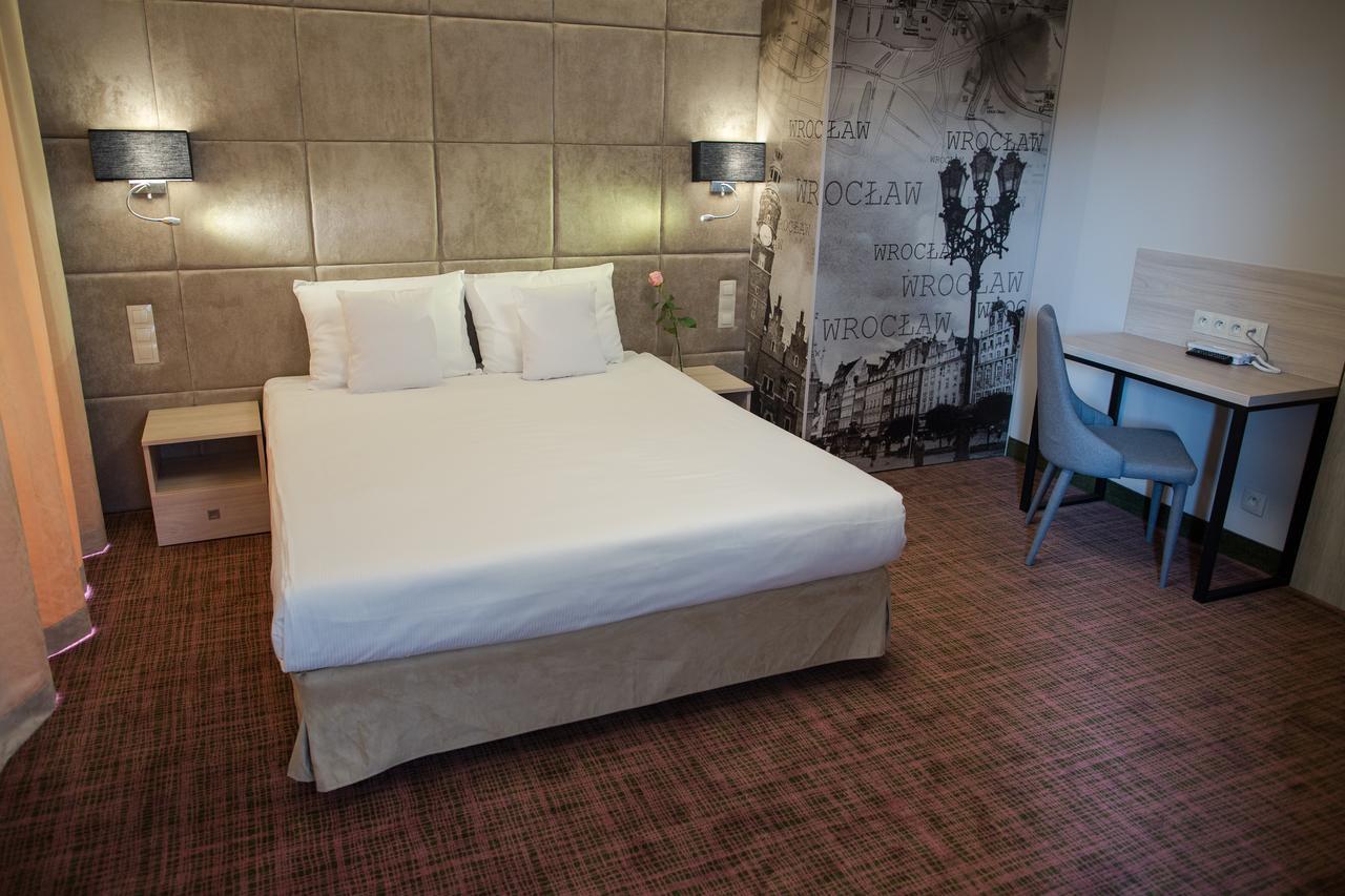 Citi Hotel'S Wroclaw Bagian luar foto