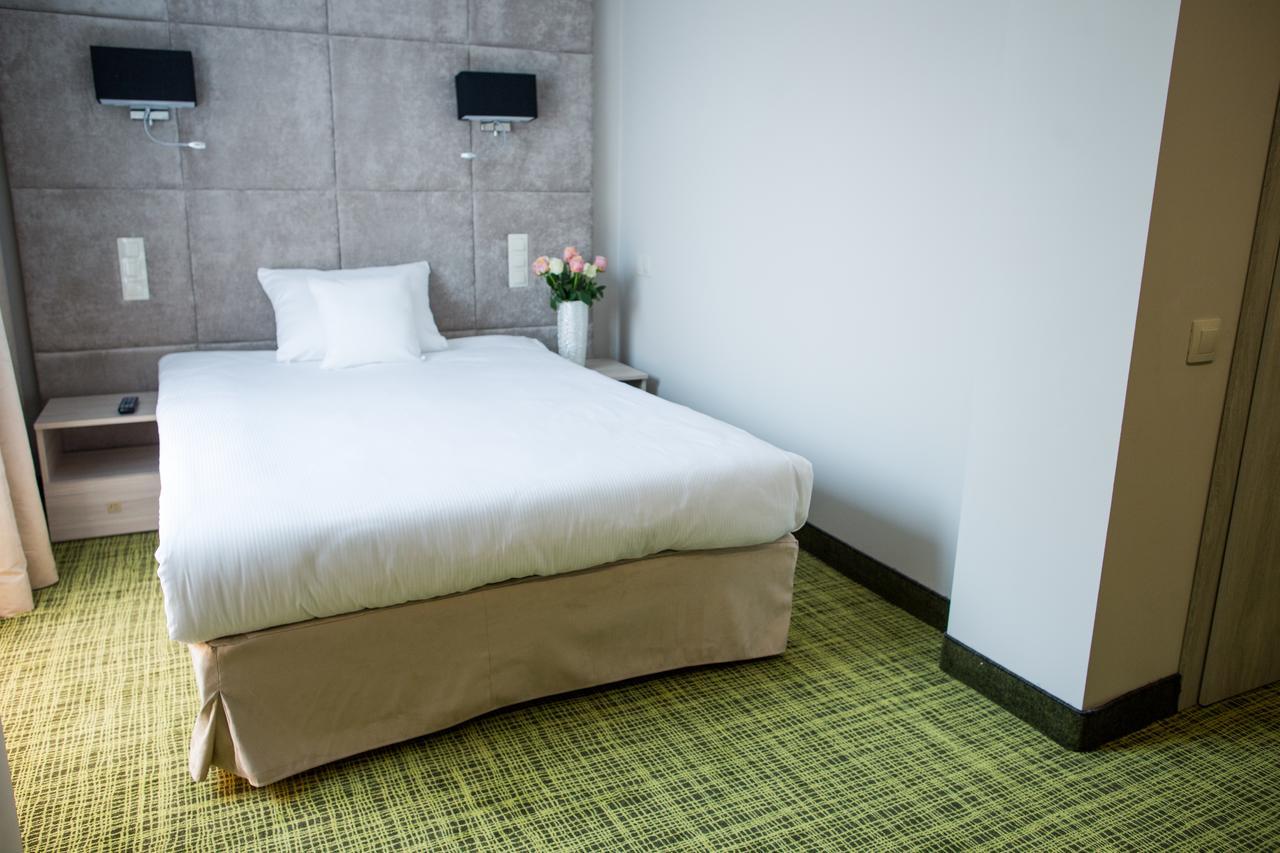 Citi Hotel'S Wroclaw Bagian luar foto