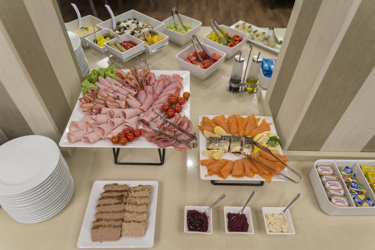 Citi Hotel'S Wroclaw Bagian luar foto