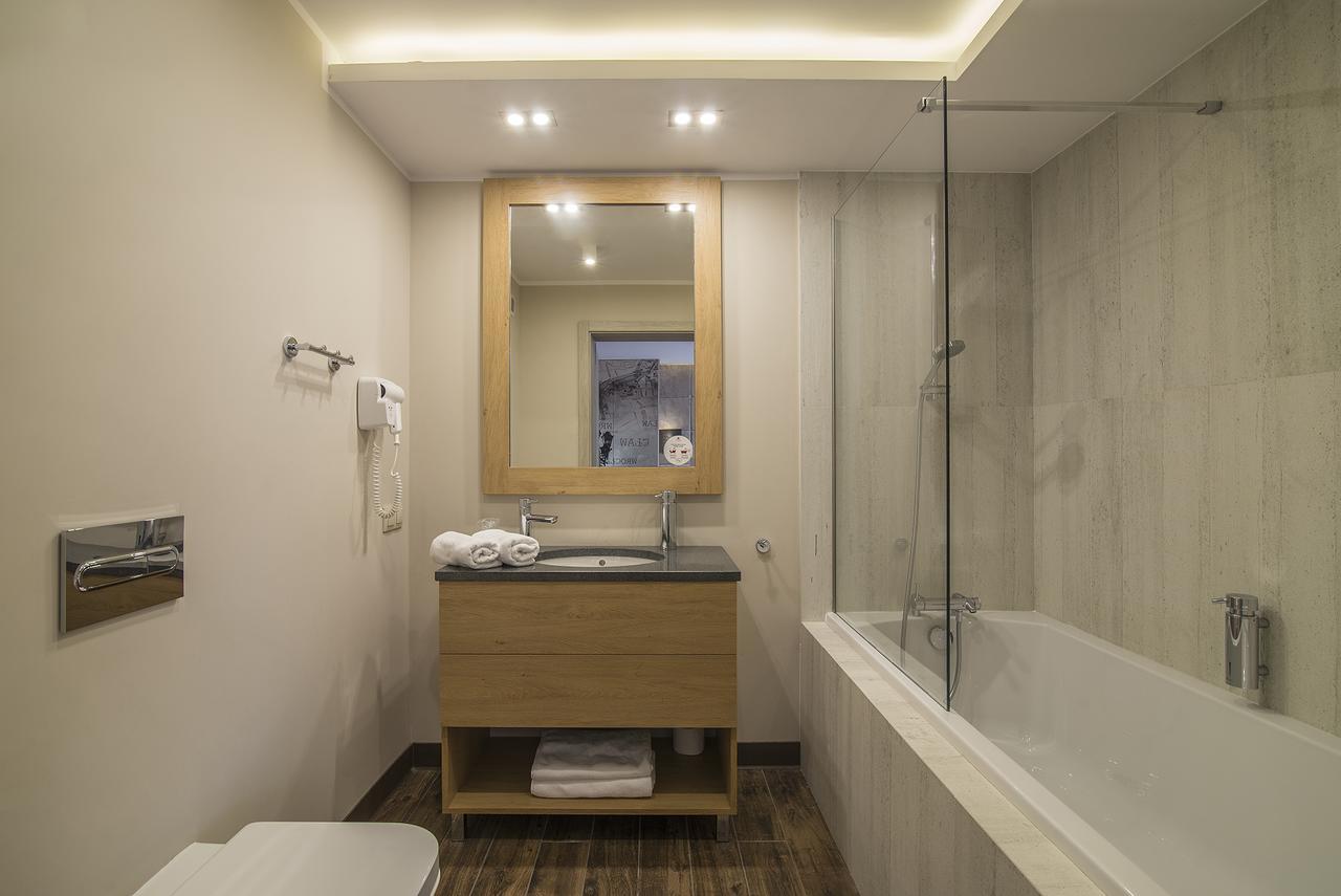 Citi Hotel'S Wroclaw Bagian luar foto